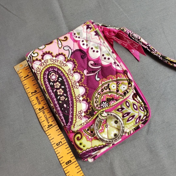Vera Bradley Very Berry Paisley 2 Sided Wallet - Picture 2 of 3